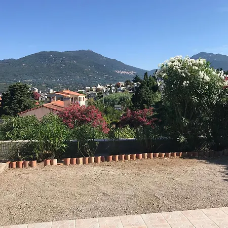Apartment Neuf Renove Dans Maison A 100 M De La Exceptionnelle Vue *